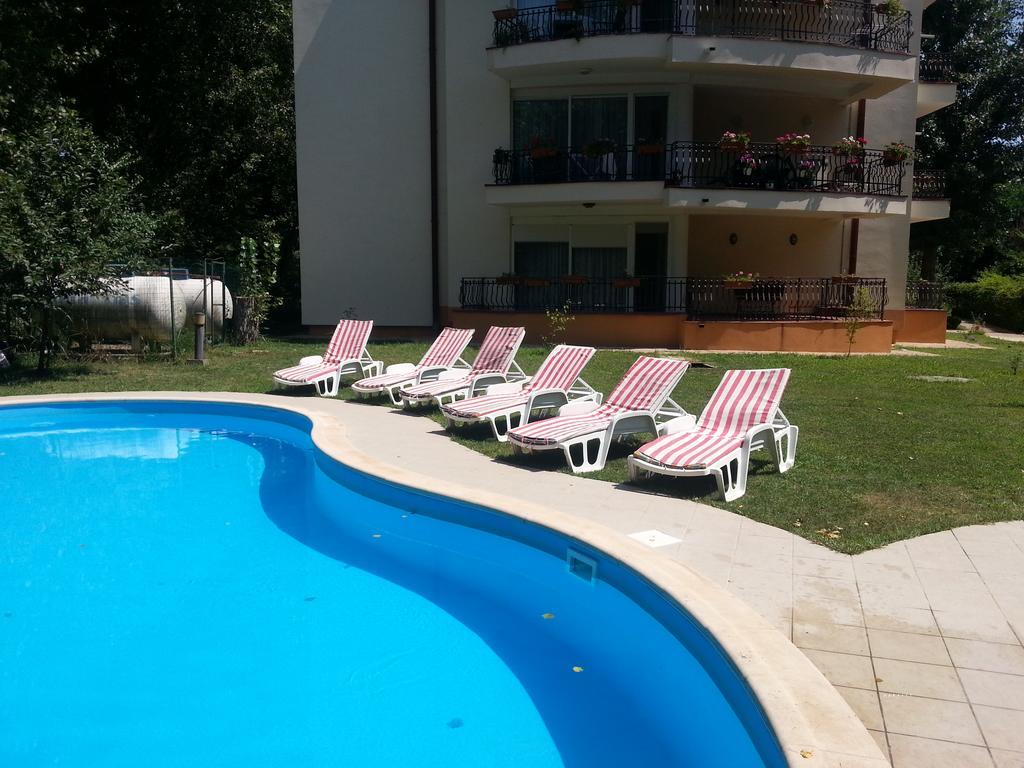 Club Topaz Apartments Neptun Exteriér fotografie